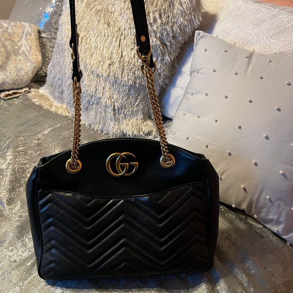 ❌❌SOLD❌❌GG MARMONT CHAIN TOTE MATELASSE MEDIUM SHOULDER BAG/CROSSBODY